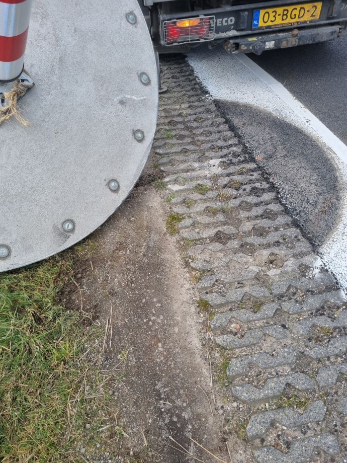 Verkeersremmers zijn nodig: vier gevaarlijke locaties aangepakt